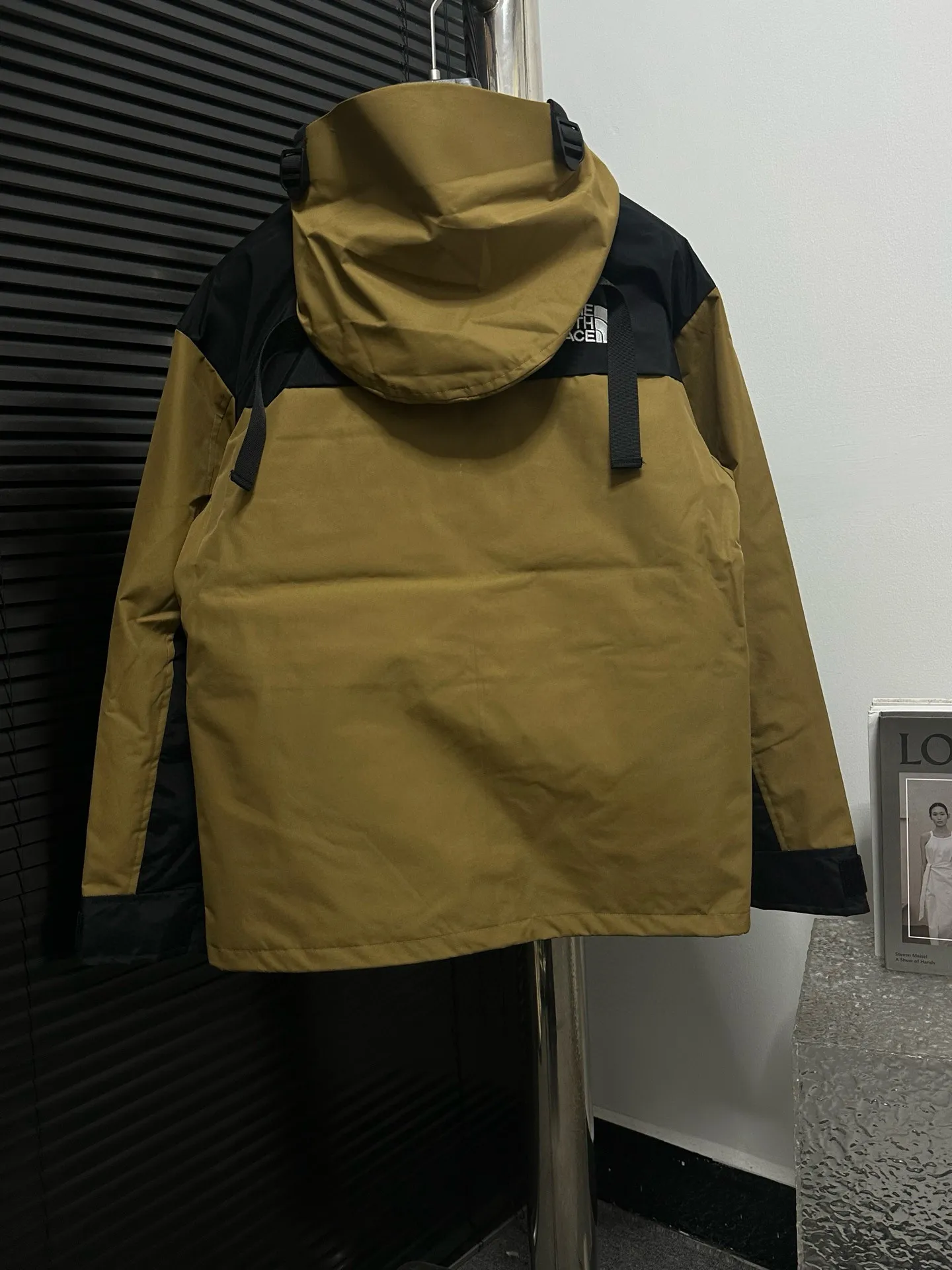 ！ 【The North Face】 1990Classic # ZP 。 ZP， 。 ✅ ISO 90（ISO 4） ✅ Gore-tex Breathable ， 。 ✅ ZP。 ， ， ✅ YKK ， 10 ， 。 ， ✅ 1990 MJ TNF 。 GT ， ， 。 ✅GT 。 ✅ 1996 ‼️ Size:XS-2XL
